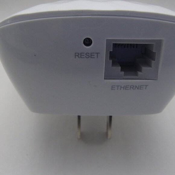 TP-Link WiFi Extender with Ethernet Port AC750 WiFi Range Extender(RE220) - Picture 5 of 5